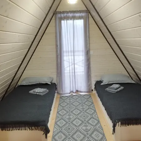 Chalet тк карпатські Roztoky (Ivano-Frankivsk)